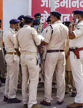 Madhya Pradesh police searching stone man who hit 3 watchmen