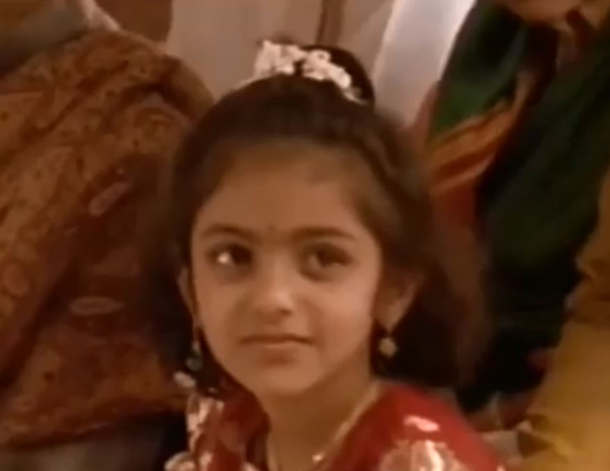 Nithya menen cute video as child artist in movie