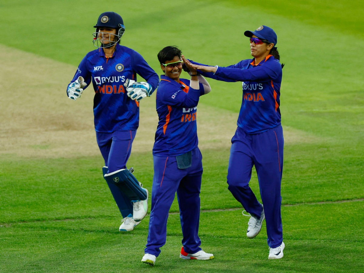Deepti sharma explains about controversial run out in odi