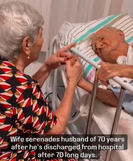 wife singing to 70 yr old husband in hospital makes emotional