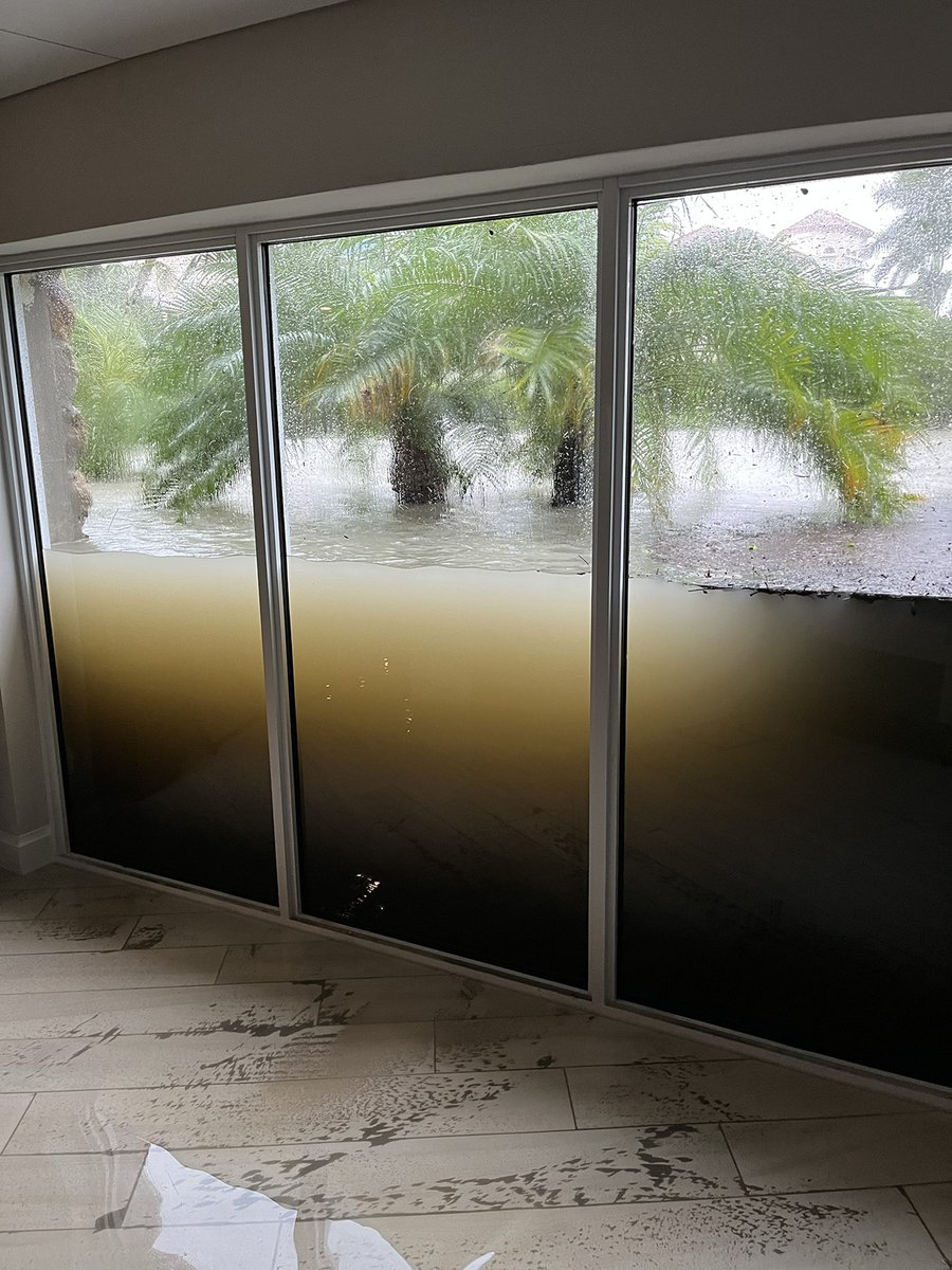 windows that did not shatter during Hurricane Ian