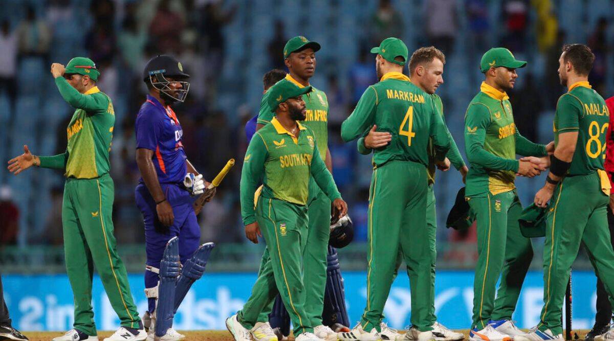 39th over in first odi turned the match result fans reacts