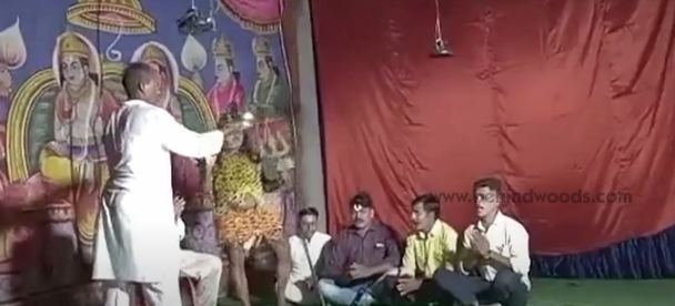 The man playing Lord Shiva dies on the Ramlila stage