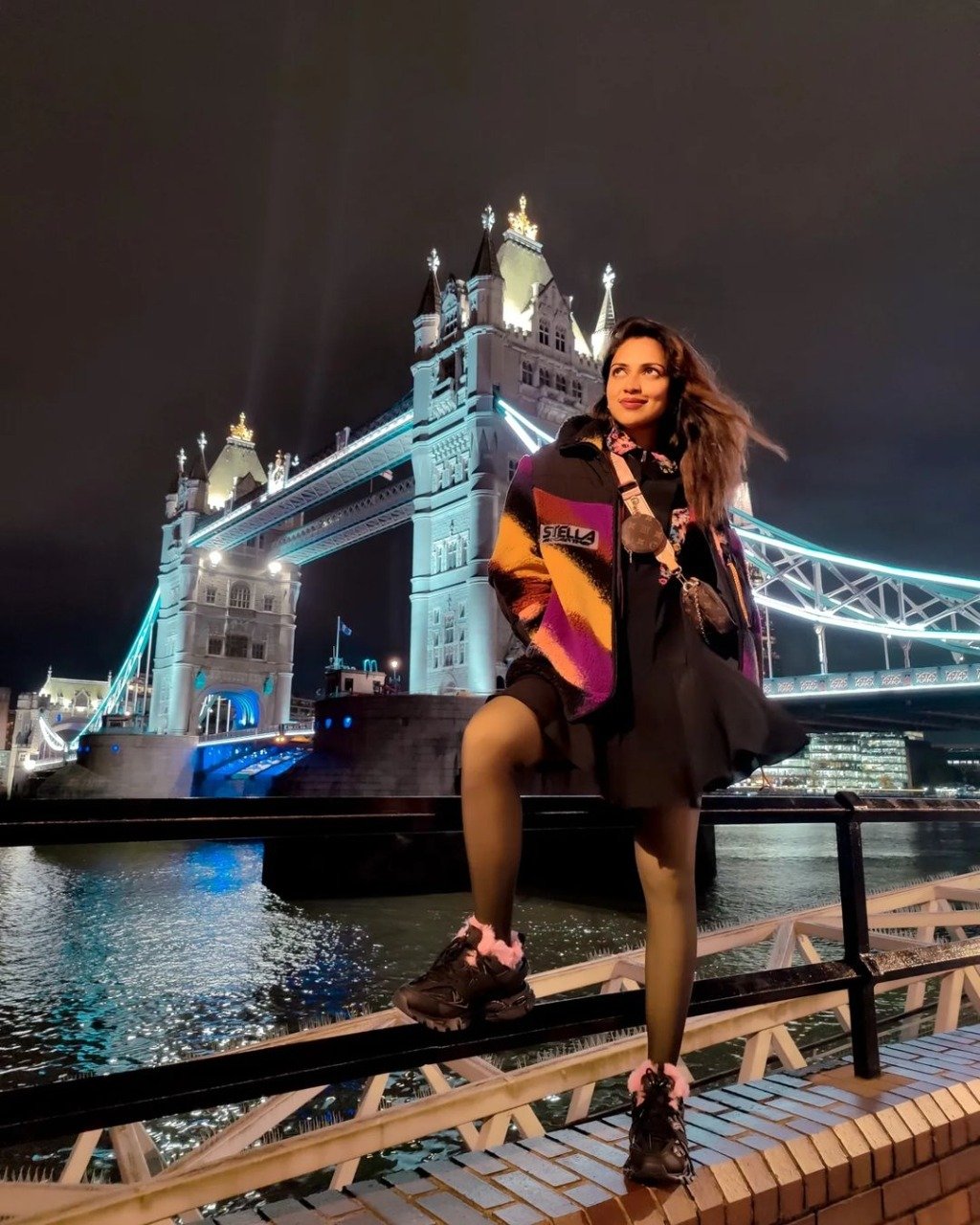 Amala paul birthday celebration at London tower bridge 