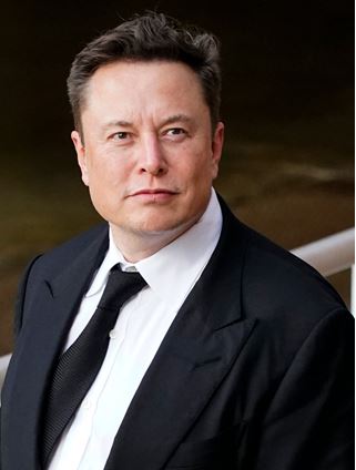 Elon Musk completes Twitter Deal fires Parag Agarwal 