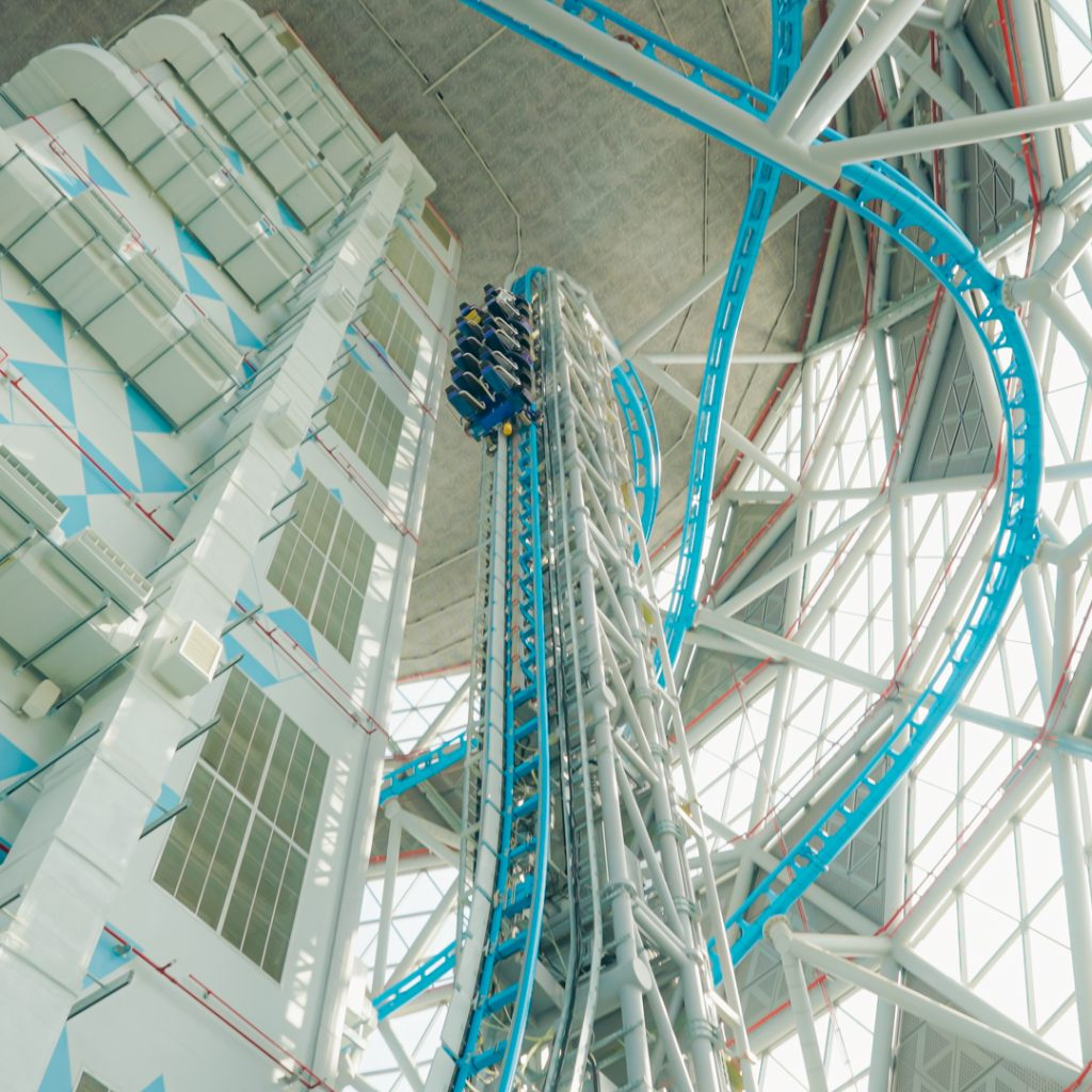 Fastest vertical launch roller coaster in Dubai Breaks Guinness record ...
