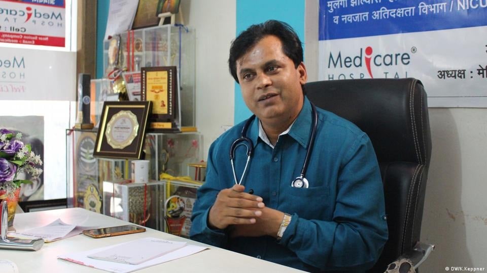 Pune doctor delivers baby girls for free at his hospital