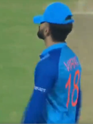 Virat Kohli in Tears after India lost in semifinal against England