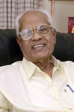 Tamil Dialogue writer Aaroor Dass dies at 91 வசனகர்த்தா ஆரூர்தாஸ்