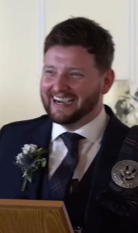 groom exposes bride secret in front of guests in wedding