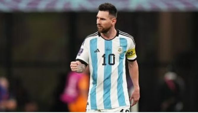 Lionel Messi confirms retirement fans are in Shock