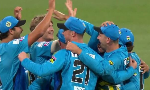 Bigbash league sydney strikers all out for 15 runs lowest in T 20