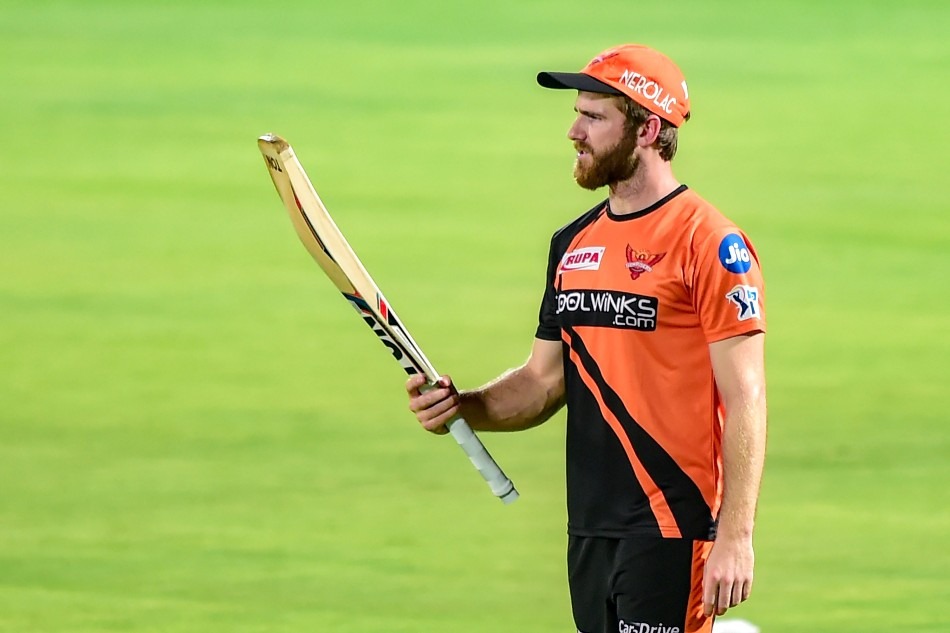 Kane williamson retained in 2022 for 14 crores sold for 2 crore ipl 20