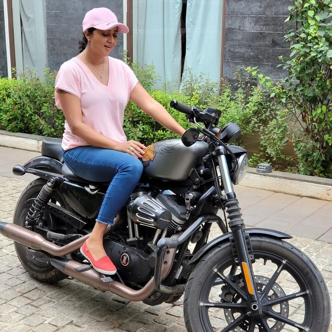 Actress Kaniha Instagram Post about Her Harley Davidson Bike