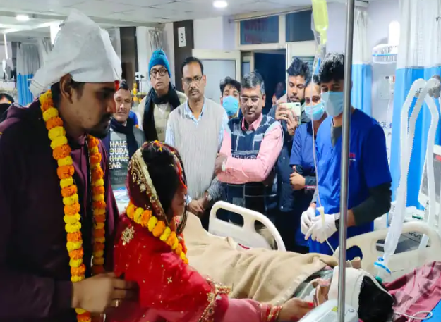Daughter married in hospital after her mother wish who is in icu