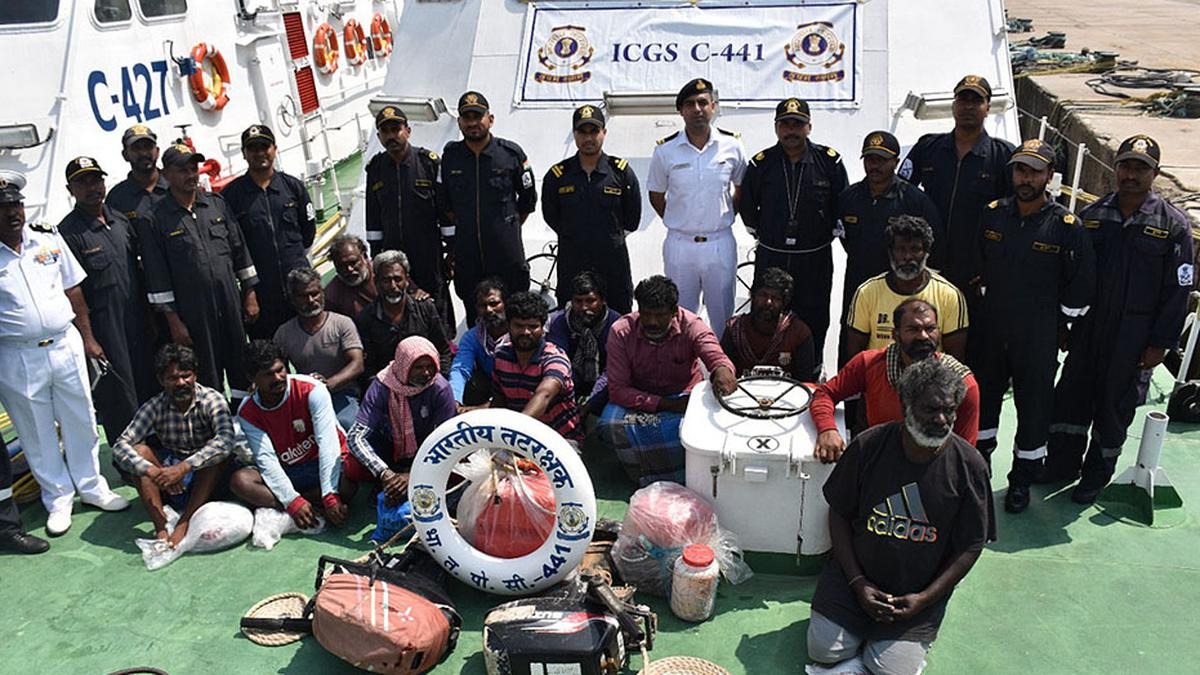 14 Fishermen stranded in salomon Islands survived safely 