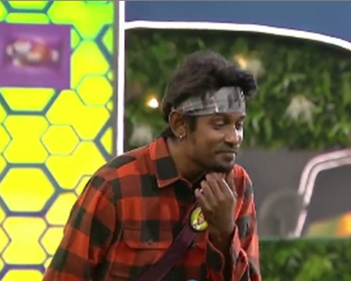 ADK Sing a Rap song about BiggBoss Contestants in House