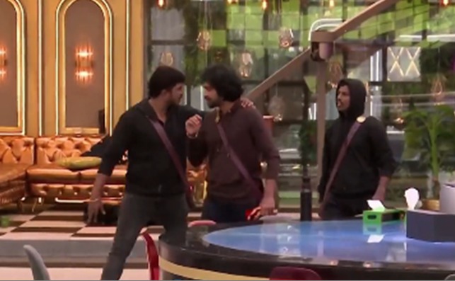 Kathir opted to take the cash sack and exit the BB show