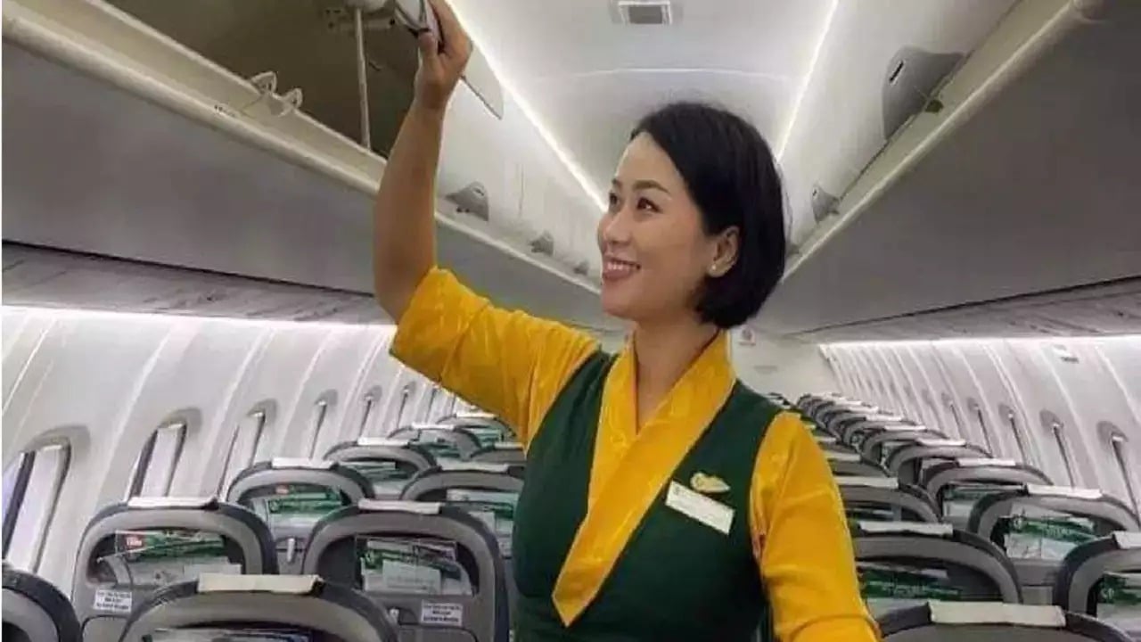 Nepal Plan Crash Air Hostess last video before an accident