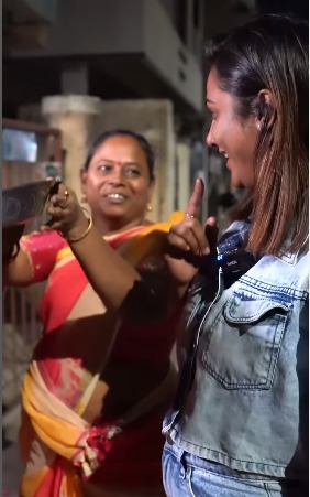 Actress Myna Nandhini first video after Bigg Boss 