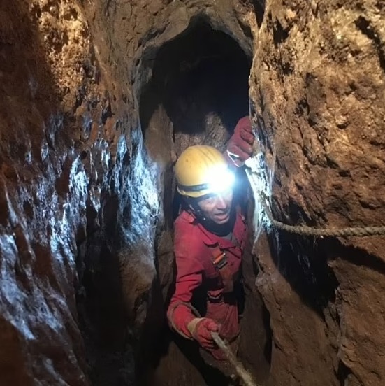 Scientists discover the remains of a man in a cave in Cumbria
