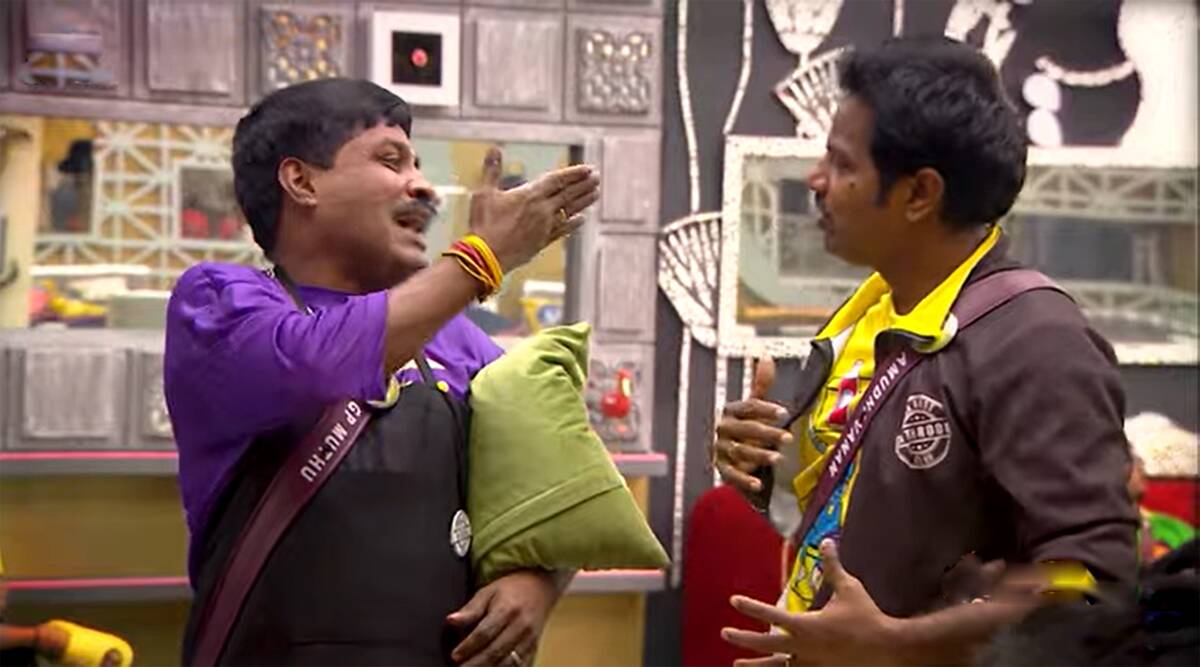 Amudhavanan and GP Muthu singing Ranjithame song