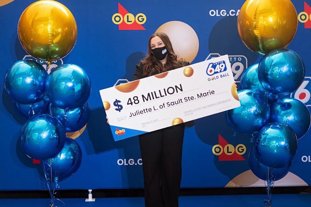 Canadian Woman Wins Rs 290 Crore in Lottery buys 5 costly Cars	