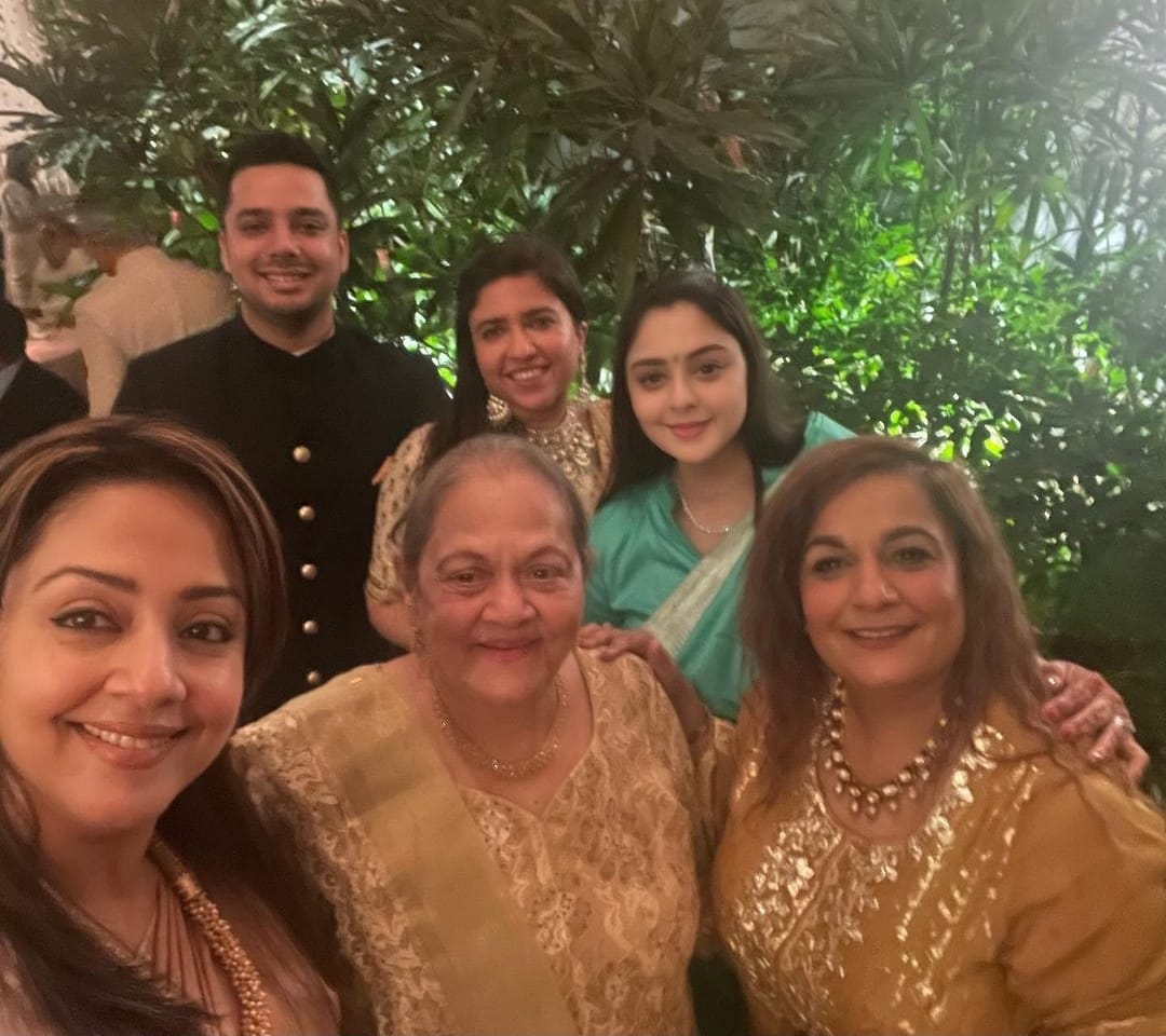 Nagma shared family wedding event photos on Instagram