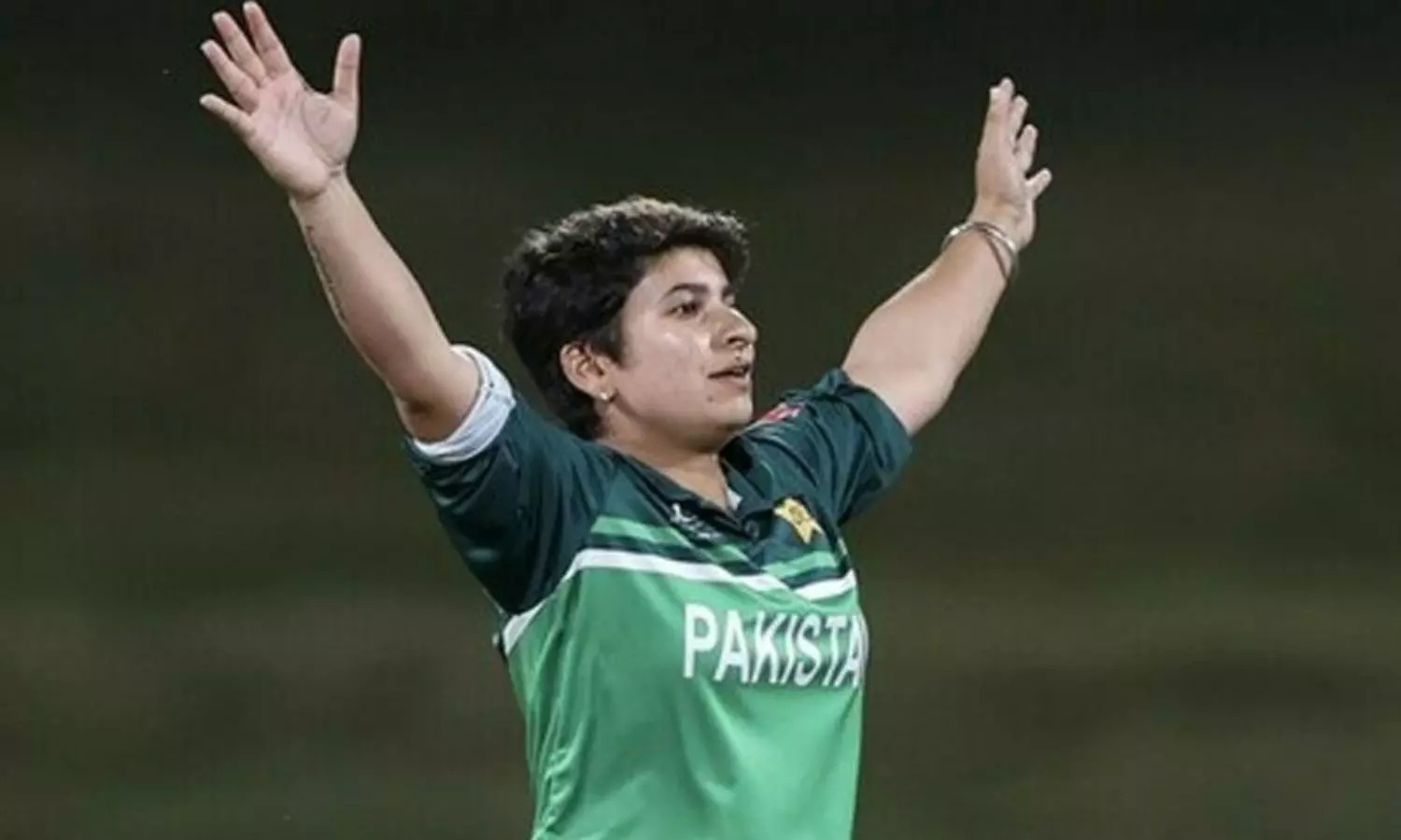 Pakistan spinner nida dar bowl 7 ball in an over against india