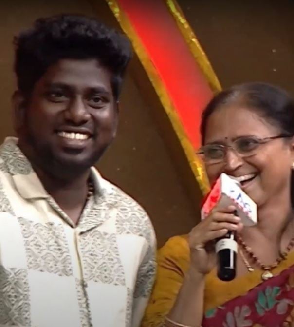 DJ Black songs and dialogues after pooja entry super singer 9