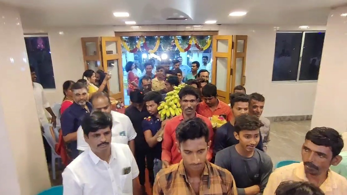 Chennai migrant workers attend function in tamil culture