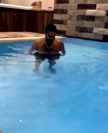 Rishabh Pant Pool Walk As He Recovers From Accident video