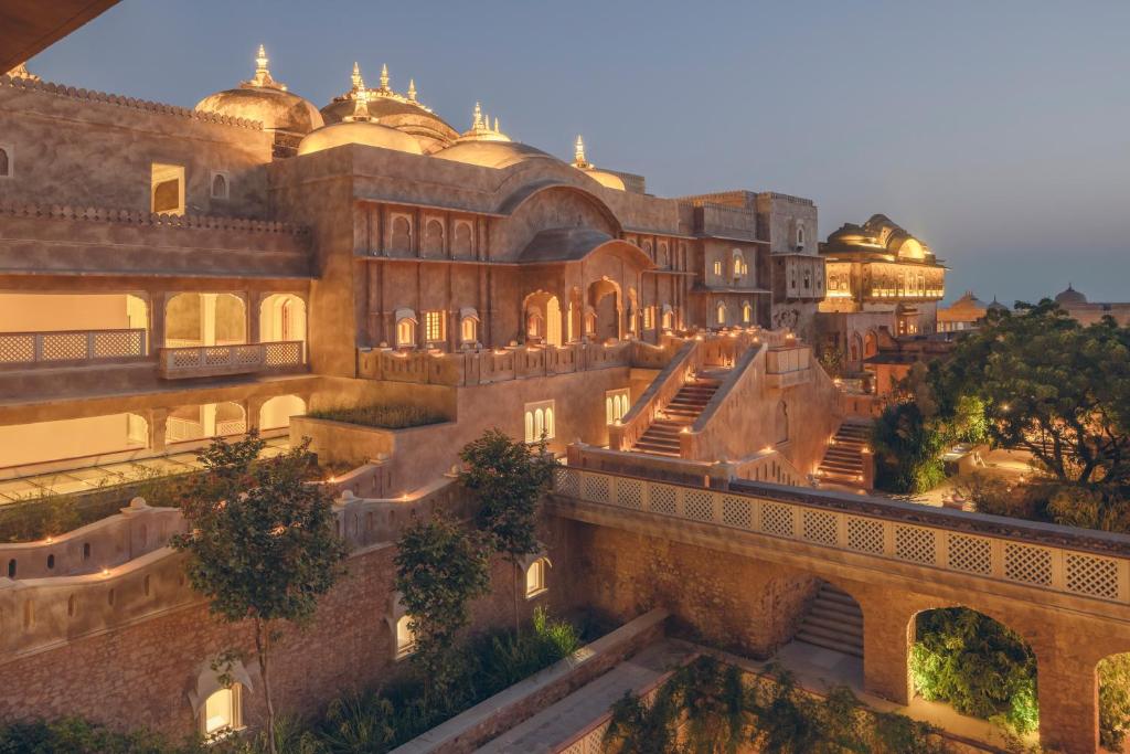 Allu Arjun Sneha Reddy in Rajasthan Six Senses Fort Barwara