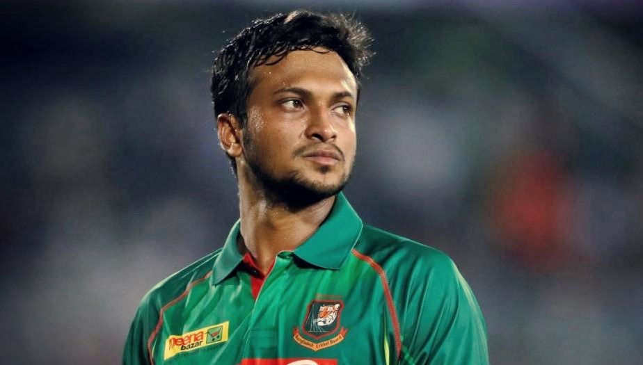 Bangladesh Cricketer Shakib Al Hassan got a degree after 14 Years
