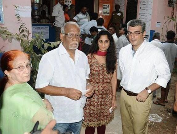 Chiyaan Vikram Condolences to Actor Ajith Father Demise