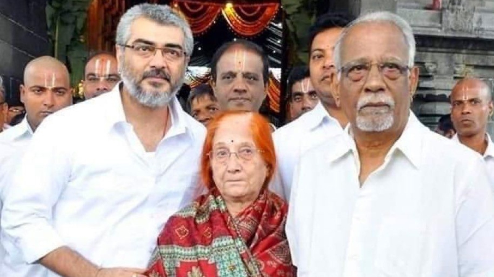 SJ Surya condolence to demise of Ajith Father subramaniyan 