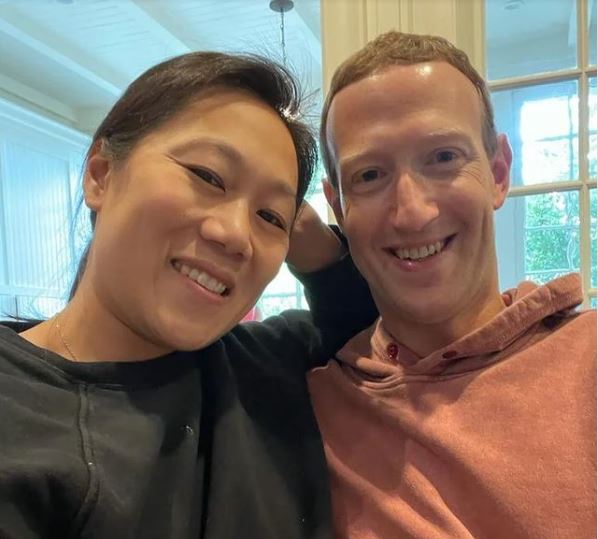 Mark Zuckerberg and Wife Priscilla Chan Welcome Baby girl	