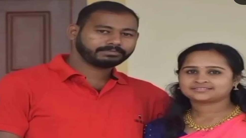 Kerala Police searching Man who escape after wife death