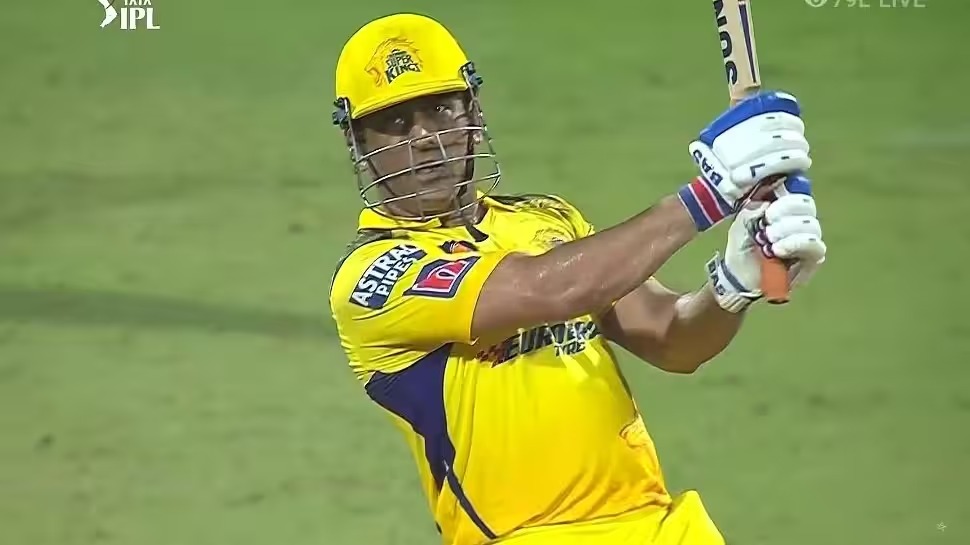 Former Cricketer Shewag about MS Dhoni 5000 runs Mark in IPL