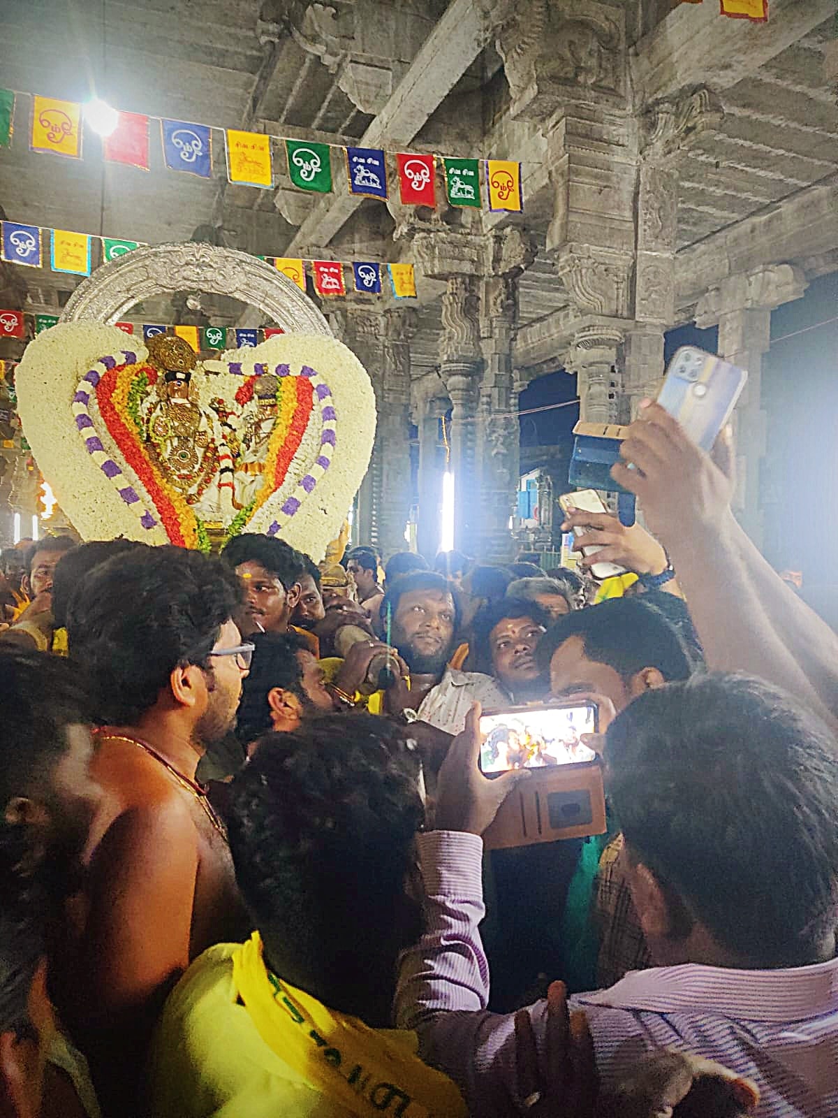 Director Mohan G Visit Kanchipuram Ekambareswarar temple
